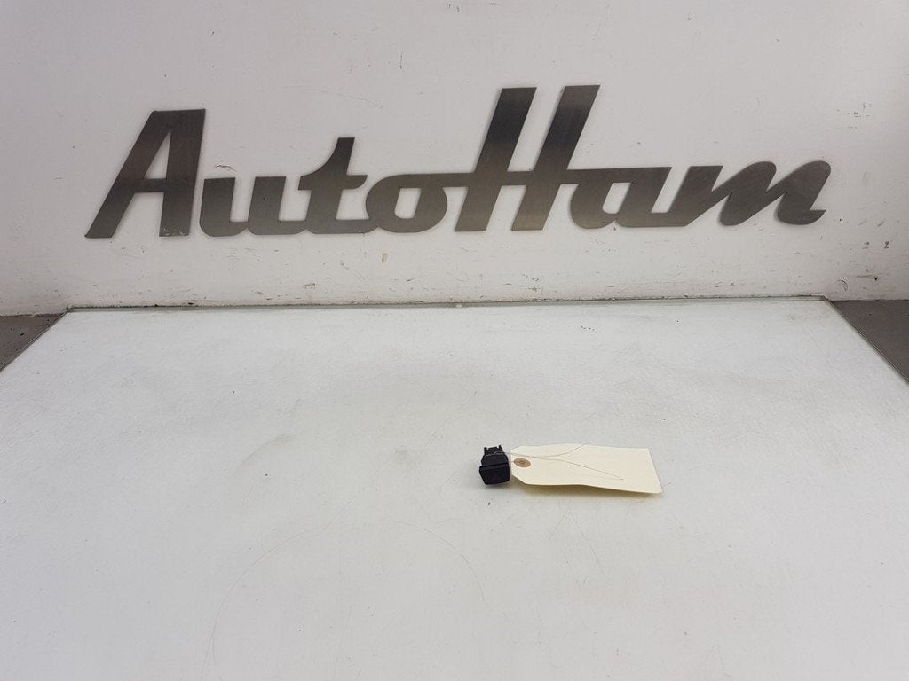 COMMUTATEUR DE FEUX DE DETRESSE Ford Fiesta 7, Dhr. J. Ham, Administratie@autoham.nl, Nijkerkerstraat 27a 27a
3821 CD  AMERSFOORT, NL
