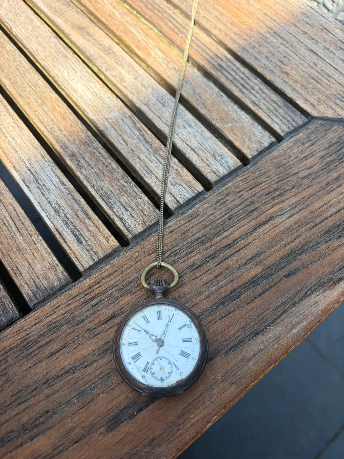 Zakhorloge met paardenafbeling van merk galonne, Enlèvement