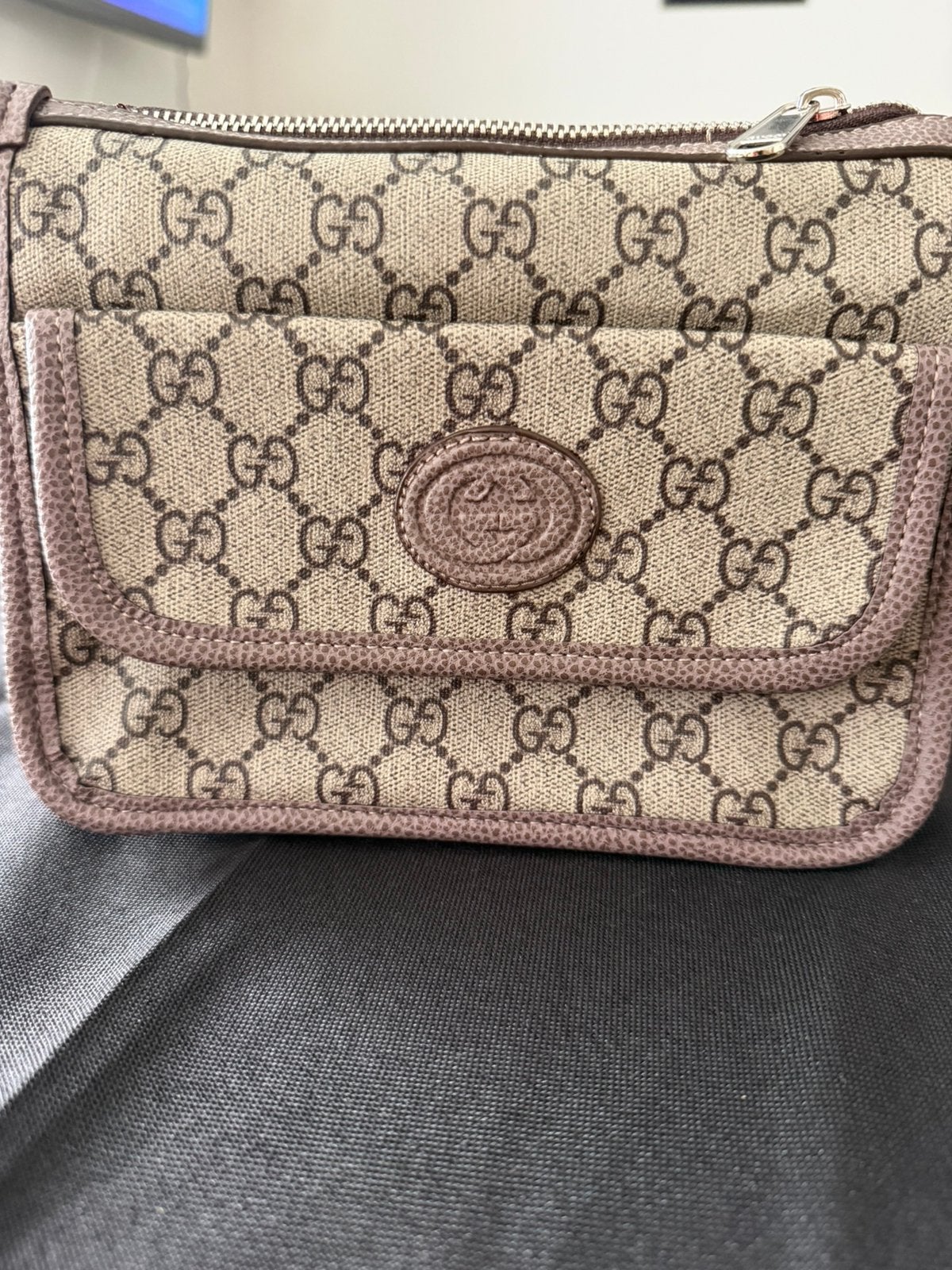 Sacoche Gucci très bonne qualités, Bijoux, Sacs & Beauté, Enlèvement ou Envoi, Comme neuf