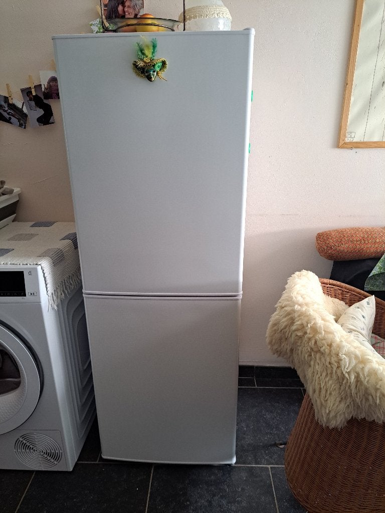 Koelkast met diepvriezer in perfecte staat, Ophalen, Zo goed als nieuw, 140 tot 160 cm