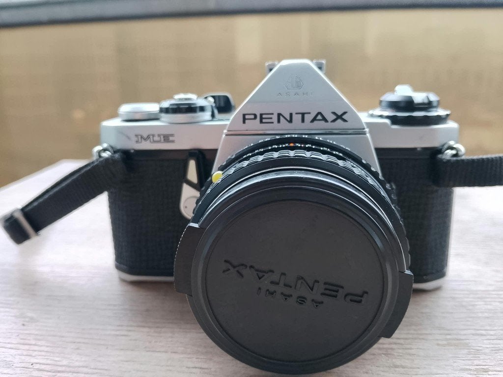 Camera Pentax ME analoge camera als nieuw, Ophalen, Zo goed als nieuw, Spiegelreflex, Pentax