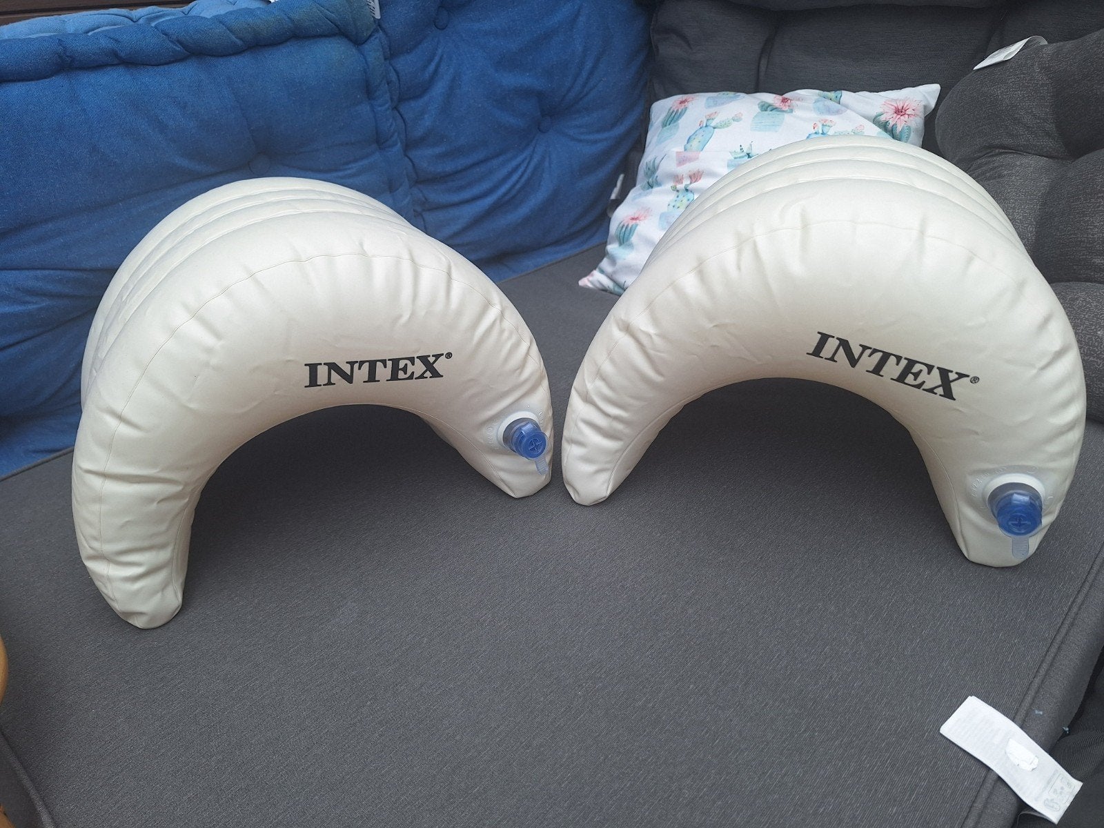 Set van 2 Intex opblaasbare kussens voor jacuzzi, Ophalen of Verzenden