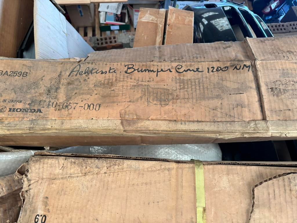 NOS Bumper achter Honda Civic 1976-, Auto-onderdelen, Ophalen of Verzenden, Achter, Honda, Bumper