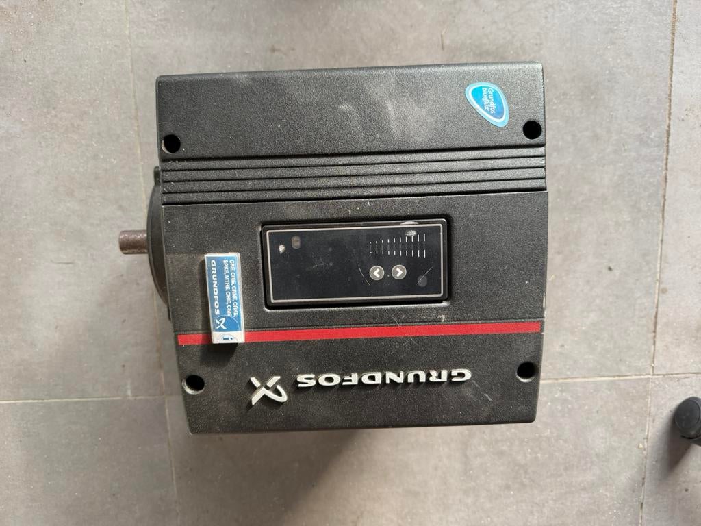 Grundfos regelbare elektro motor, Doe-het-zelf en Bouw, Motoren, Ophalen, Zo goed als nieuw, Elektromotor