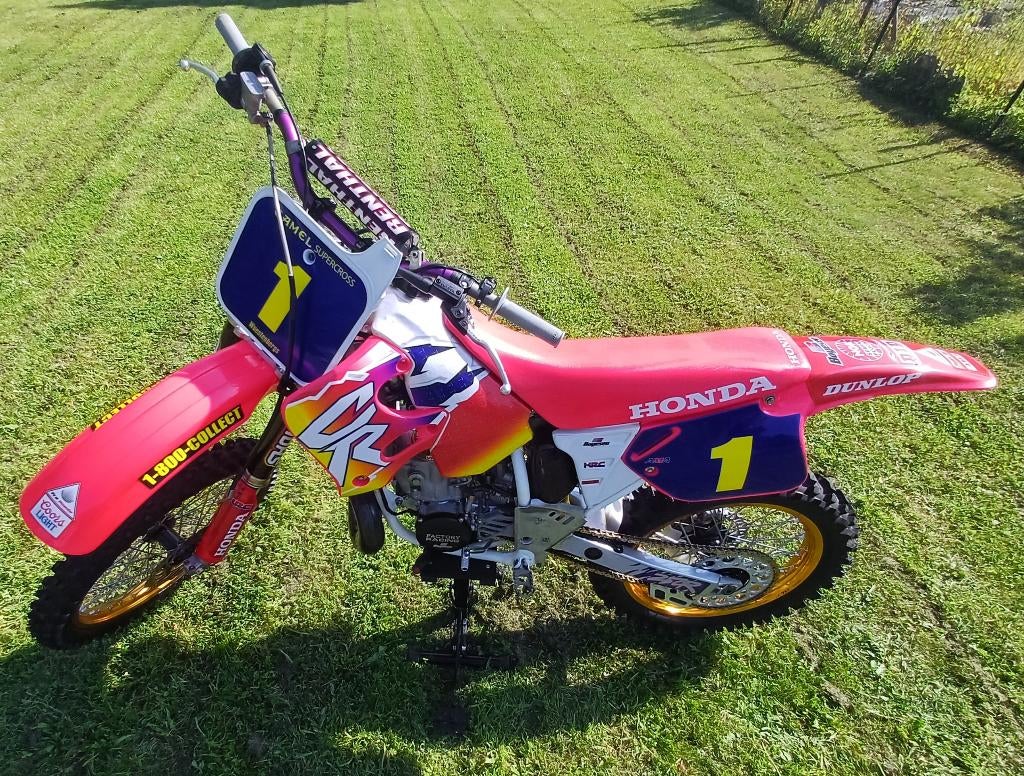 Honda cr 250 1993 état showroom, Motos, Motos | Honda, Particulier, Moto de cross, plus de 35 kW, 1 cylindre, Enlèvement