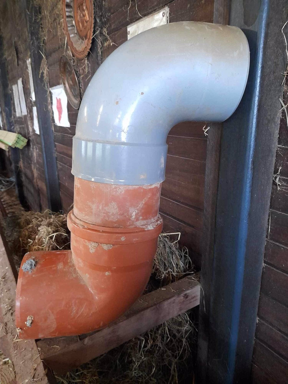 Tuyaux, Bricolage & Construction, Enlèvement, Comme neuf, PVC, Coudes