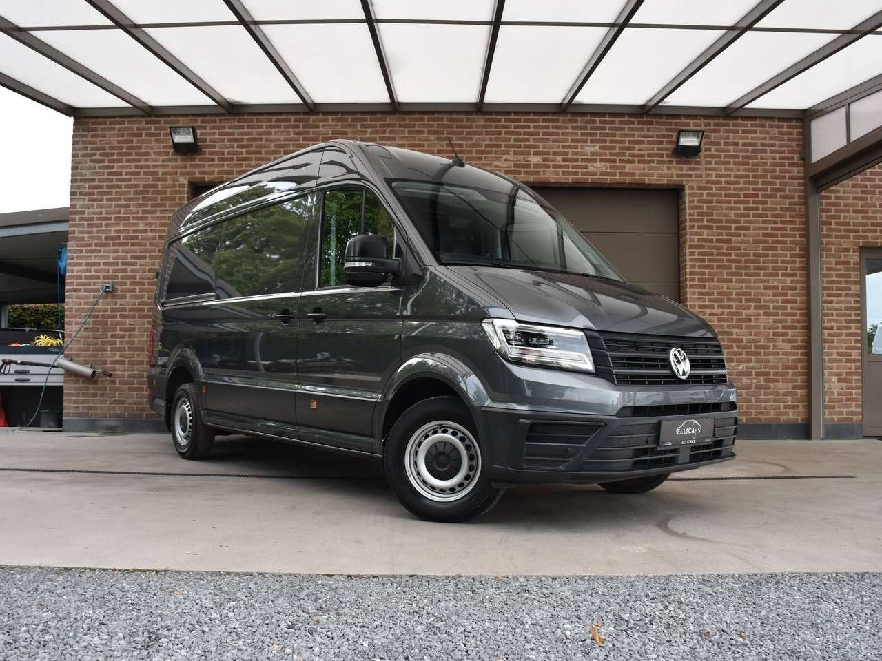 Volkswagen Crafter 2.0 CR TDI L3H3 / AUTOMAAT / 3 TON SLEEP, Auto's, Zwart, 131 kW, Bedrijf, Diesel