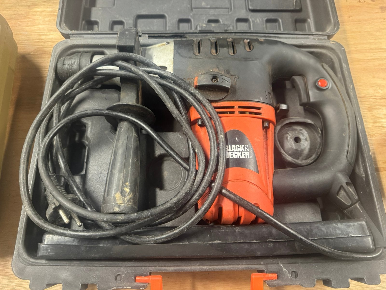 Pneumatische boorhamer black and Decker 1000W, Ophalen, Boor- en/of Breekhamer, Klopboormechanisme, Gebruikt