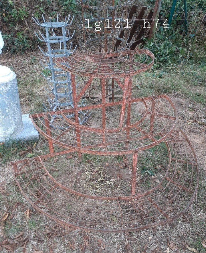 ancien porte plante + égouttoir bouteilles, Enlèvement