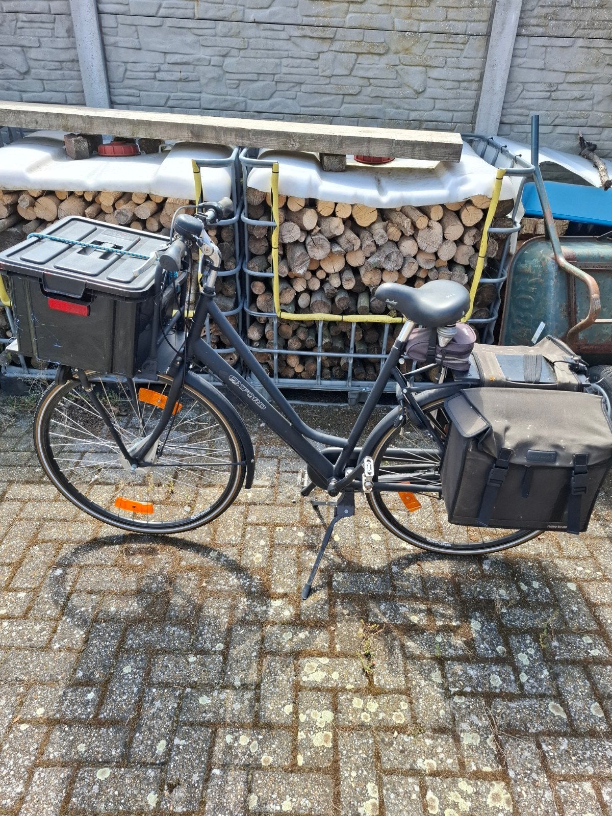 Fiets voor boodschappen mee te doen., Enlèvement