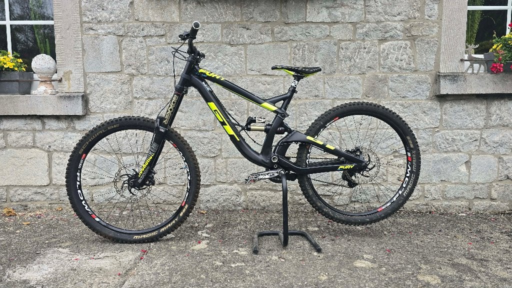 VTT Descente GT Fury Team 2018 M, Autres marques, Vitesses, Enlèvement, Utilisé