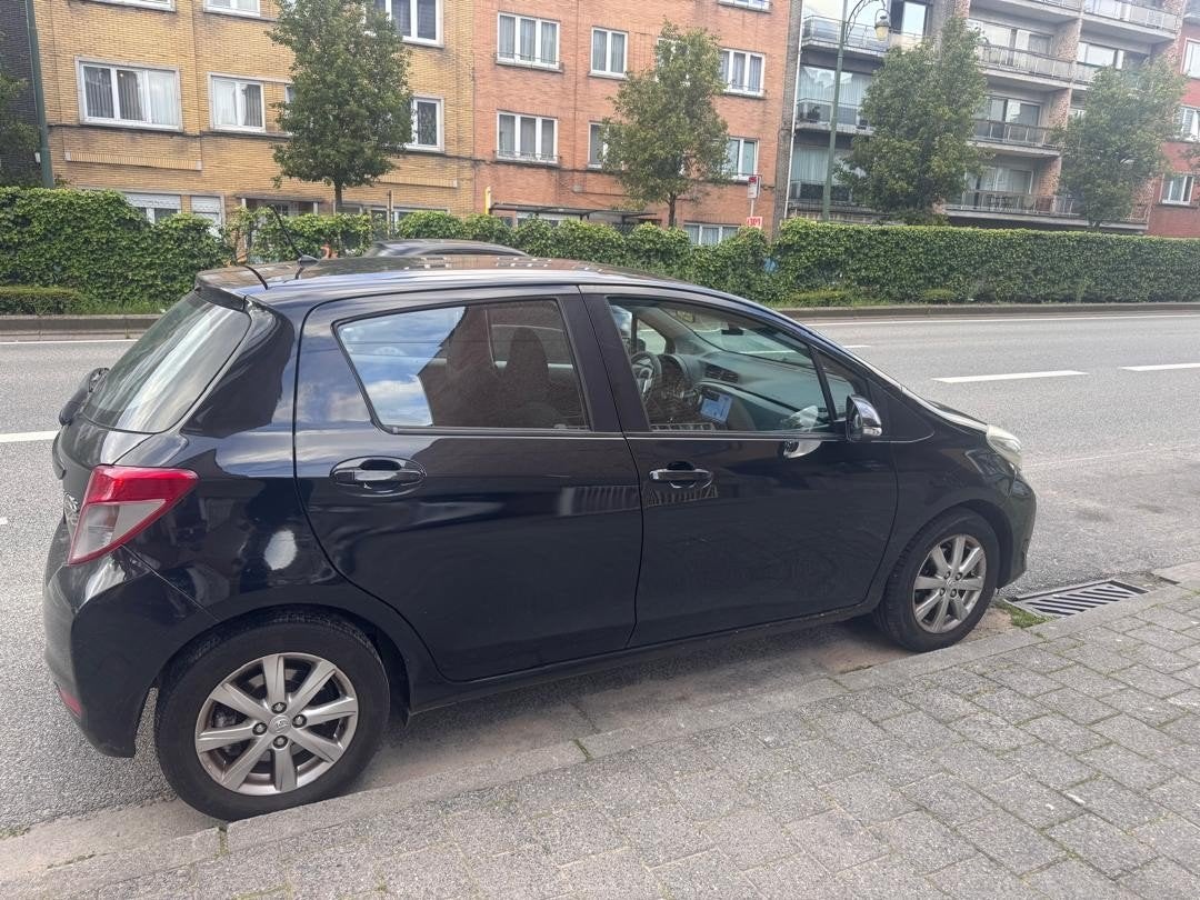 Yaris benzine Airco, Euro 5, Achat, Boîte manuelle, Particulier