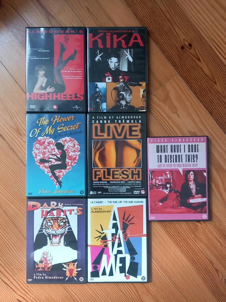 7 dvd's van Almodóvar, CD & DVD, DVD | Drame, Enlèvement ou Envoi, Comme neuf, Autres genres