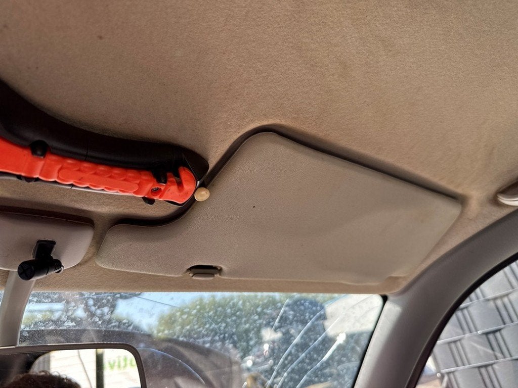 ZONNEKLEP Ford Ranger (TU) (01-2005/05-2006), Auto-onderdelen, Gebruikt, Henry-Ford-Straße  1
50735  Köln, DE, Ford-Werke GmbH