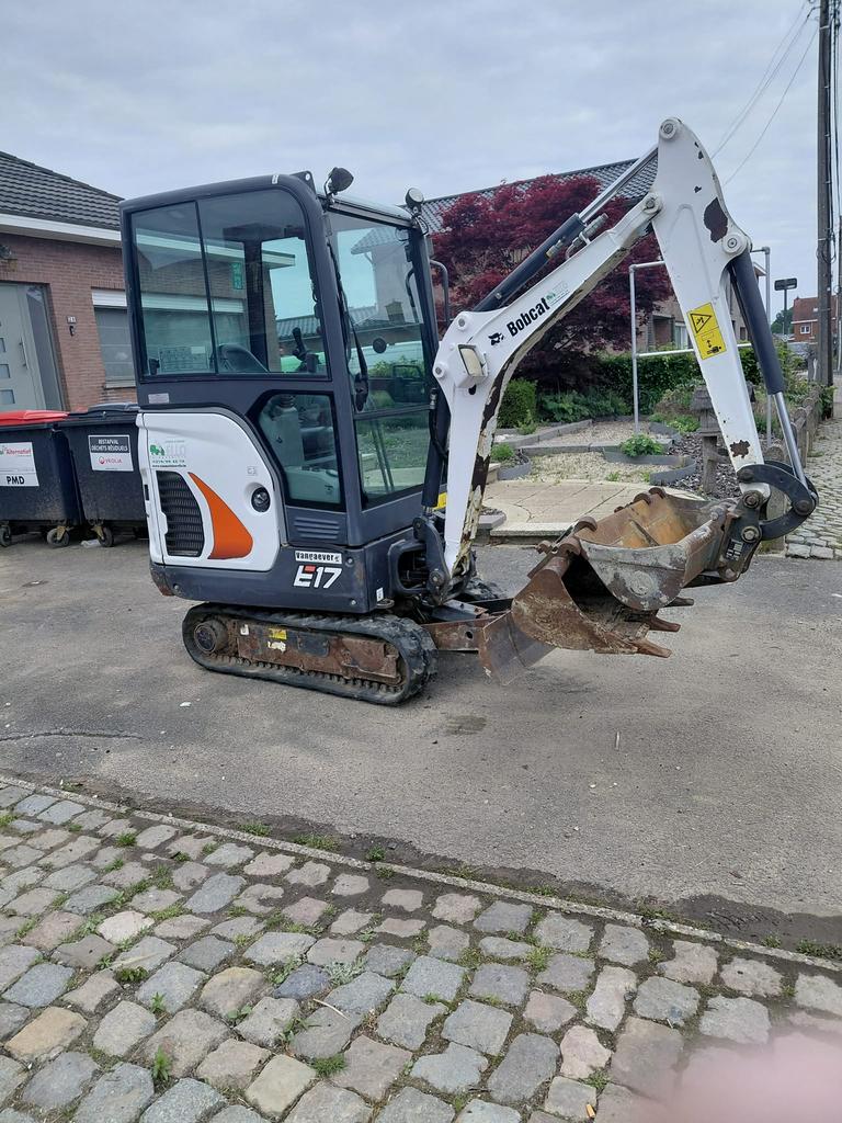 Bobcat e17, Ophalen, Kraan