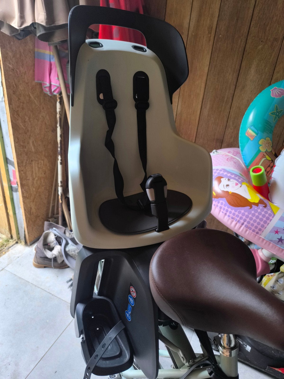 Fietsstoeltje van 9 tot 22kg, Ophalen