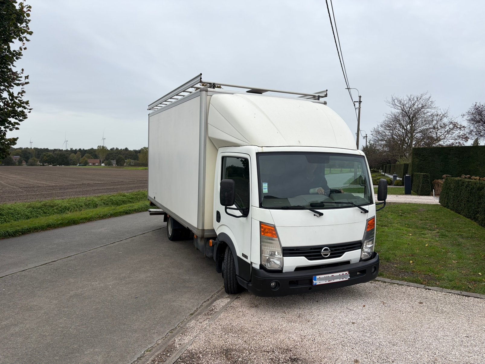 Nissan Cabstar, Auto's, Wit, 96 kW, Grijs, Particulier