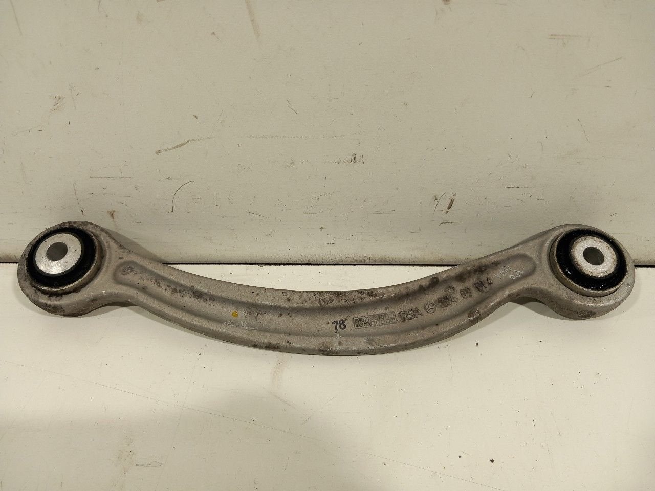Draagarm rechts achter Mercedes-Benz C-Klasse, Onderdelen@venauto.nl, Van der Ven Autorecycling B.V., Ettenseweg 76, 4706 PB Roosendaal, The Netherlands
