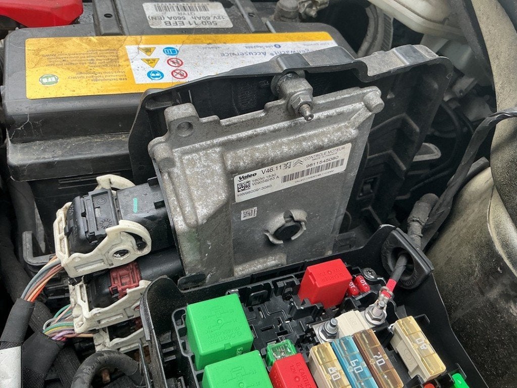 CALCULATEUR MOTEUR ECU Peugeot 208 I (CA / CC / CK / CL), Kontakt-peugeot@peugeot.com, Utilisé, Peugeot Deutschland GmbH, Bahnhofsplatz
65423  Rüsselsheim, DE