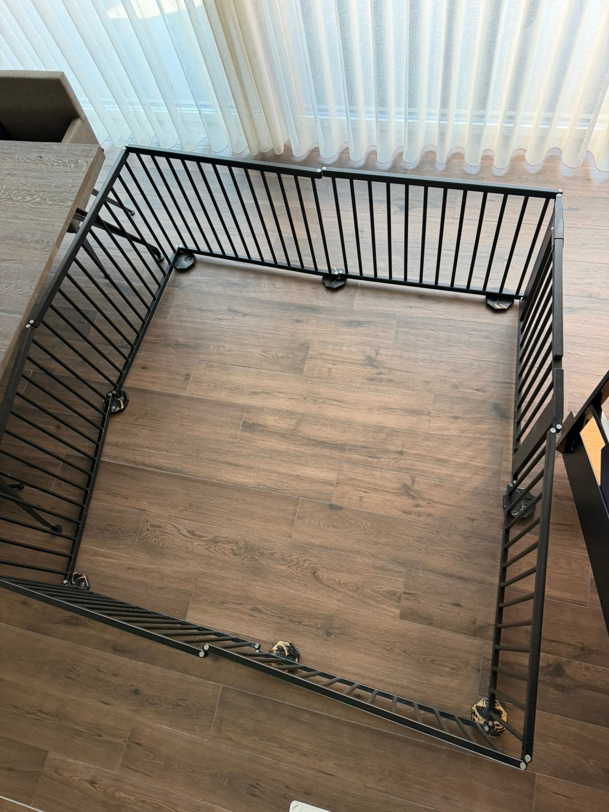Grondbox baby box peuter babybox babydan puppyren bench, Kinderen en Baby's, Ophalen, Zo goed als nieuw, Vierkant