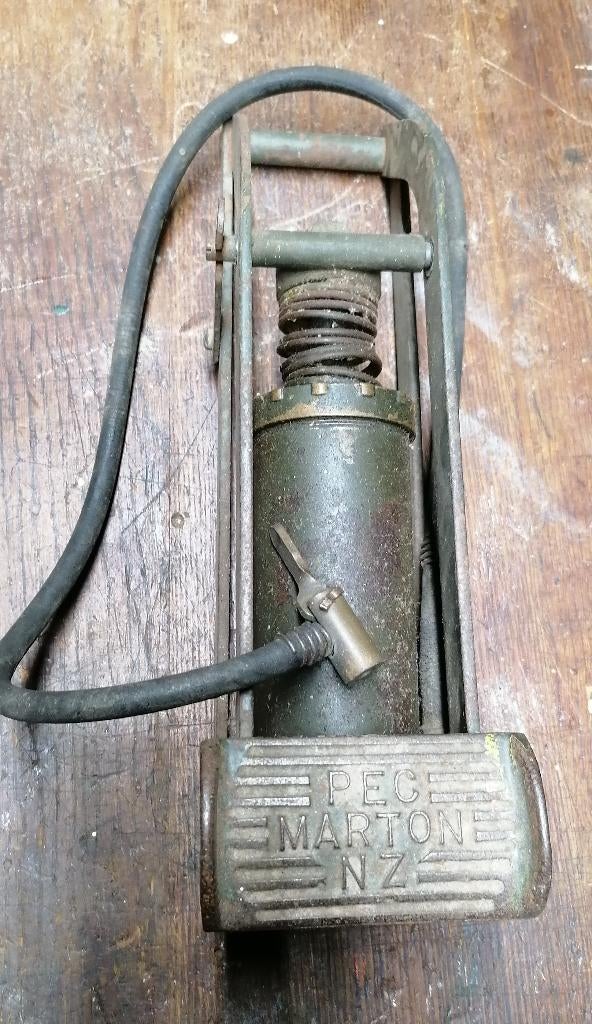 Pompe PEC Marton Nz militaire WW2, Collections, Envoi, Autres, Autres types