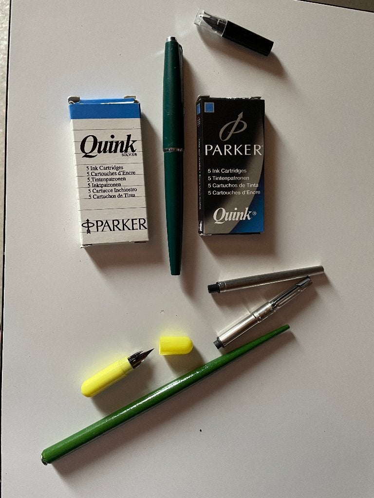 vulpennen en pennenhouder met pennetjes, Verzamelen, Ophalen of Verzenden, Gebruikt, Vulpen, Parker