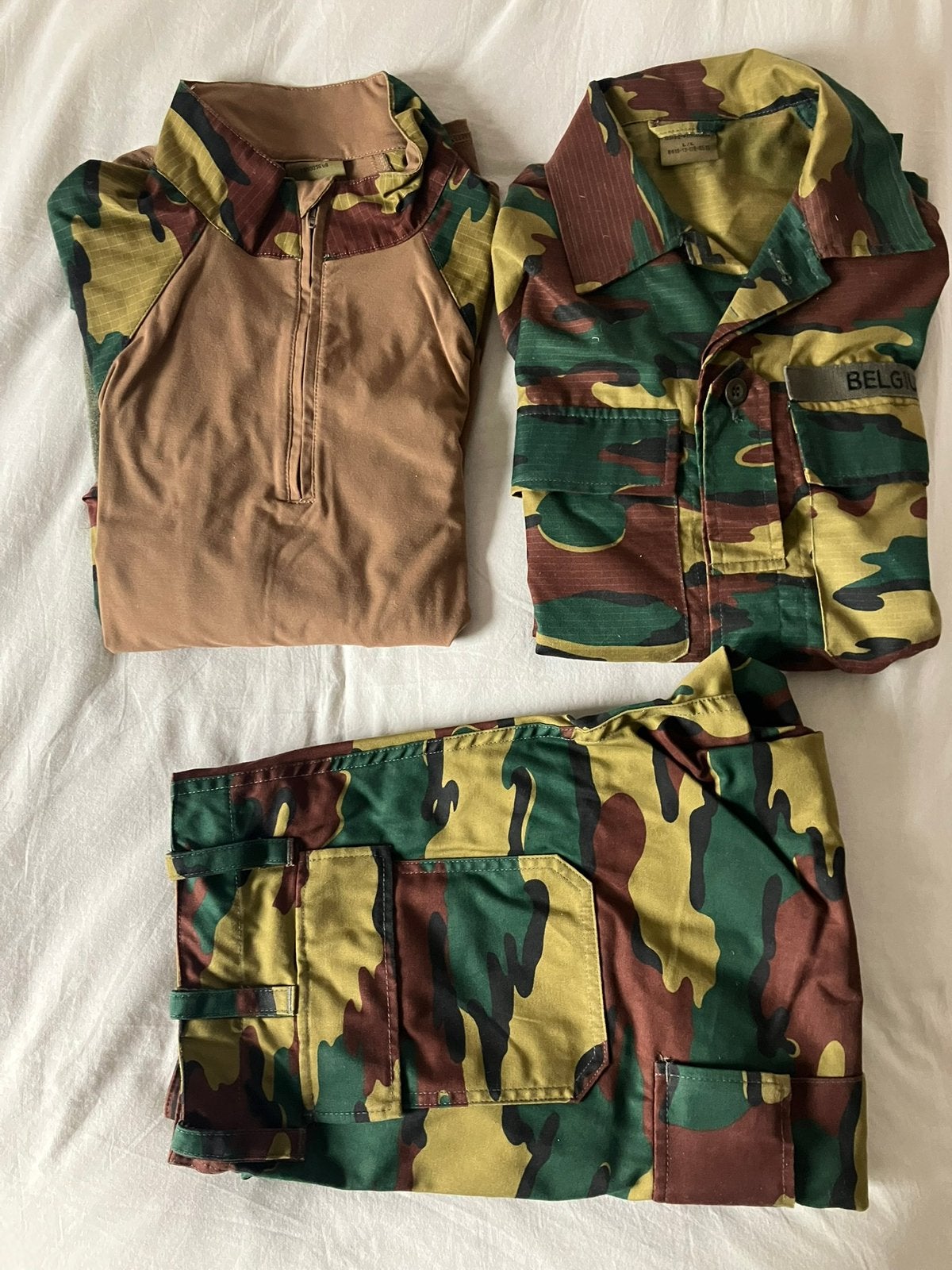 Originele Belgische legerkledij maat L, Nieuw, Verzamelen, Ophalen, Landmacht, Kleding of Schoenen