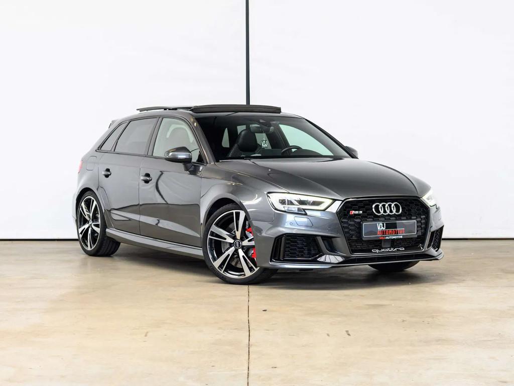 Audi RS3 Sportback 2.5 TFSI | GARANTIE | PANO | KUIPSTOELEN, Autos, Cuir, Argent ou Gris, Achat, 2480 cm³