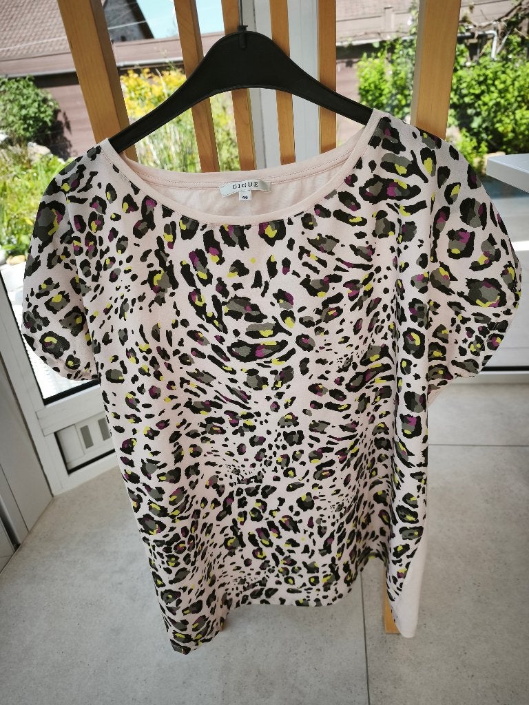 Gigue bloes tijger korte mouw Maat 46 merkkleding, Kleding | Dames, Meerkleurig, Maat 46/48 (XL) of groter, Gedragen, Ophalen