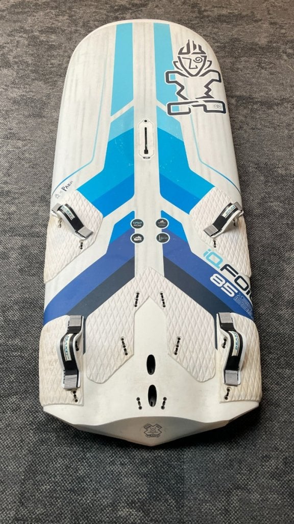 Starboard iQFoil 85 Starlite Carbon, Sports nautiques & Bateaux