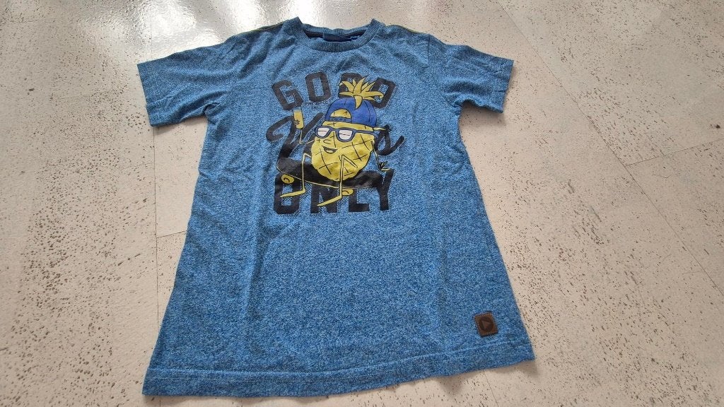 t-shirt, Kinderen en Baby's, Kinderkleding | Maat 128, Gebruikt, Ophalen of Verzenden, Someone, Shirt of Longsleeve
