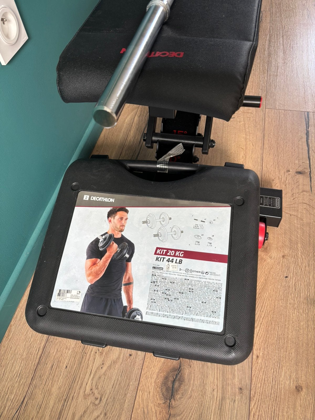 Kit musculation Bench 900 + 20 kg - banc de fitness complet, Enlèvement, Comme neuf, Banc d'exercice