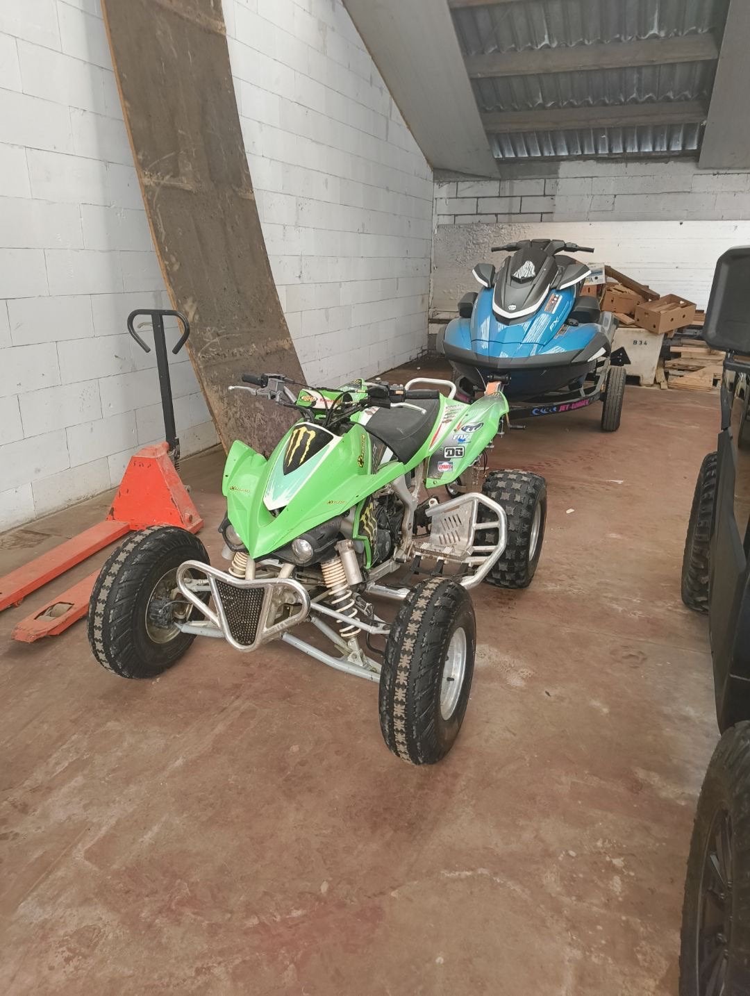 kawasaki 450cc, Motoren