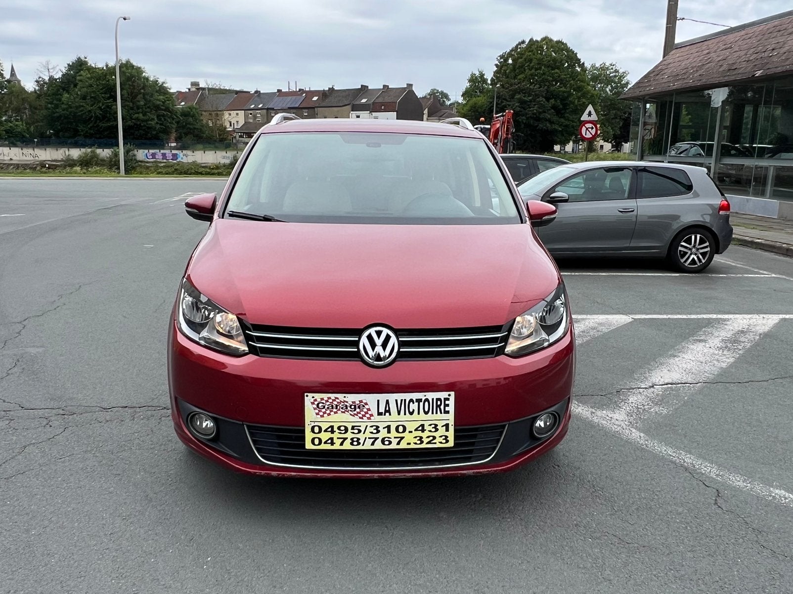 Volkswagen Touran 7 PLACES 2014 année 1.6 tdi 0032478767323, Auto's, Volkswagen, Voorwielaandrijving, Euro 5, Beige, 4 cilinders
