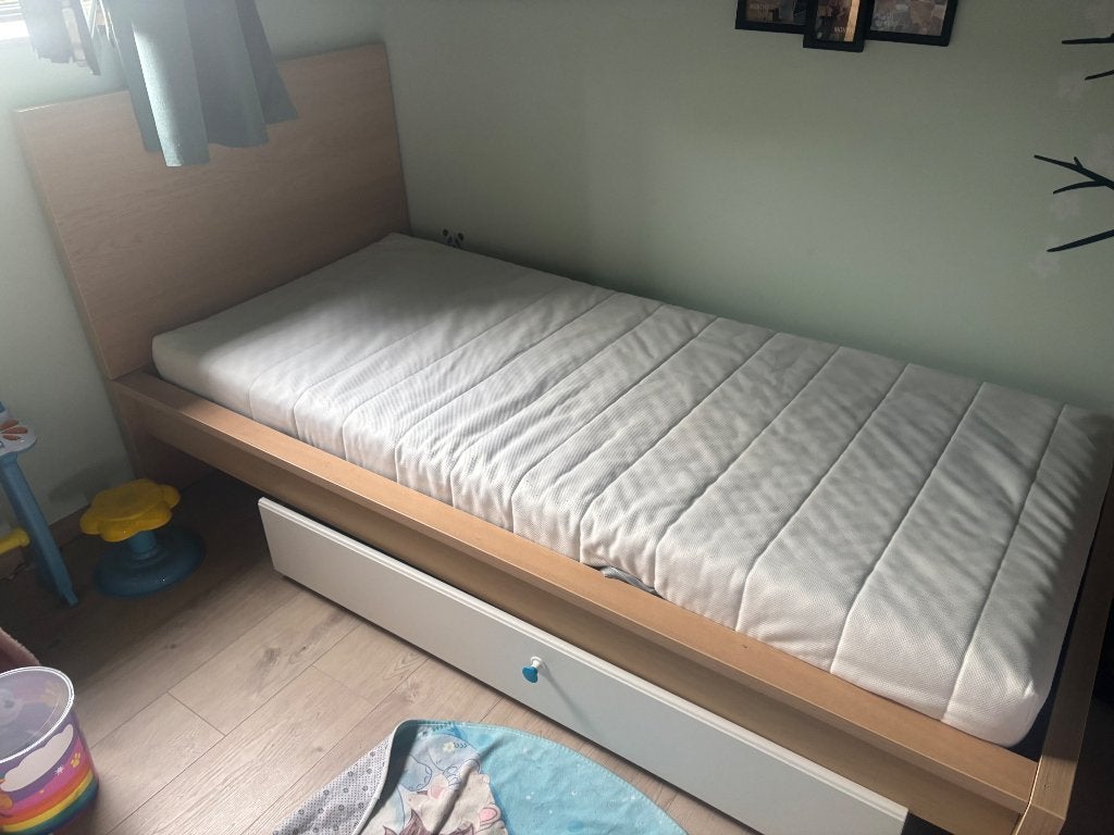 Eenpersoonsbed ikea malm met matras en schuif, 90 cm, Beige, Une personne, Enlèvement
