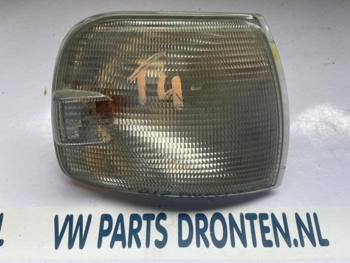 Richtingaanwijzer rechts van een Volkswagen Transporter, Gebruikt, -, Volkswagen, -