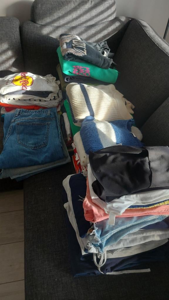 kledij (meisje 12-16 jaar), Kleding | Dames, Dames-kledingpakketten, Ophalen, Gedragen, Maat 38/40 (M)