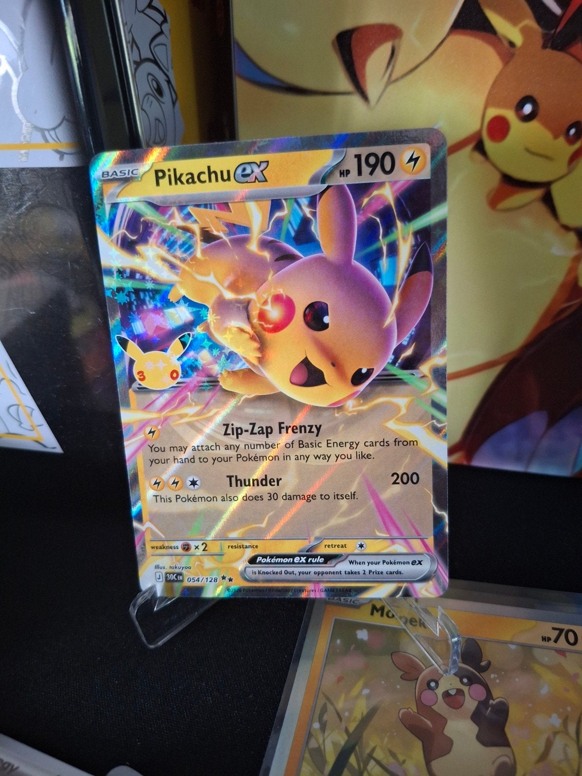 pikachu set met 25&30 jaar pokémon items!, Ophalen of Verzenden