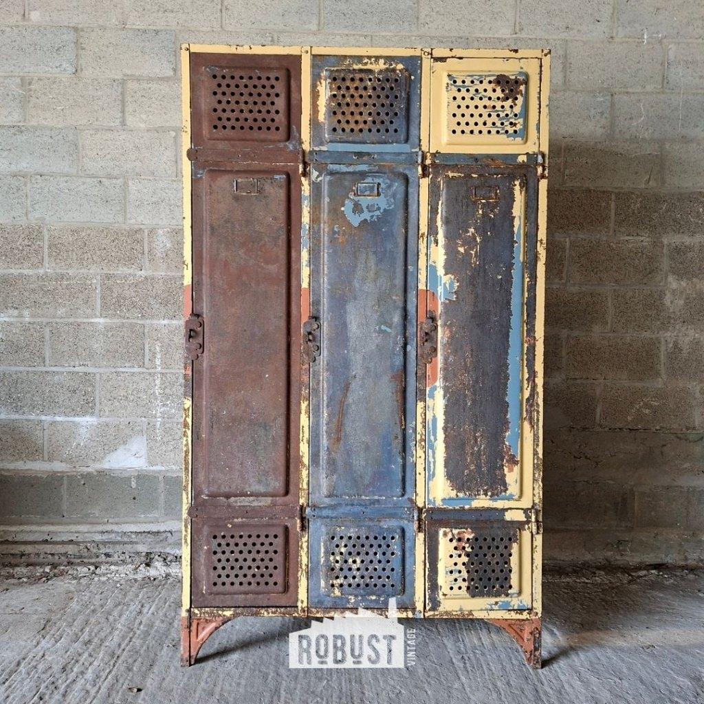 Casier 3 portes | armoire de vestiaire| armoire industrielle, Maison & Meubles, Armoires | Penderies & Garde-robes, Utilisé, 150 à 200 cm