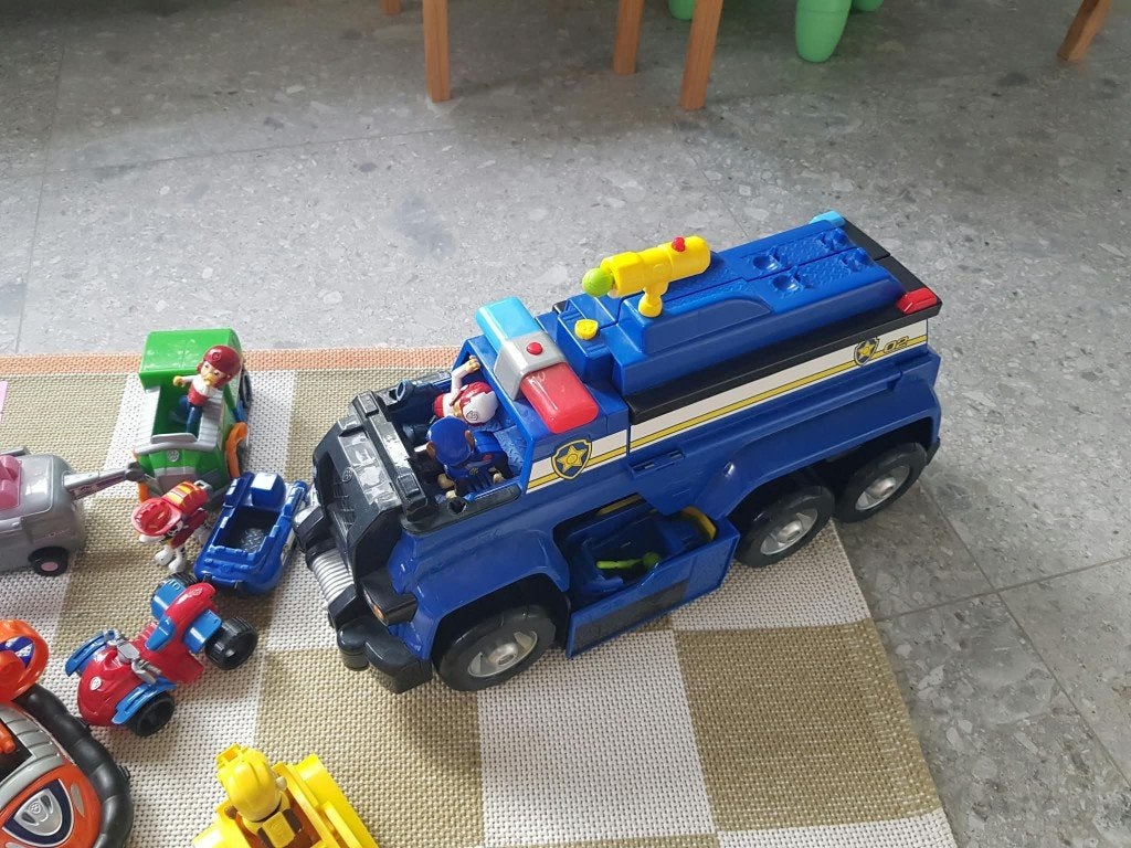 Paw Patrol Team Cruiser en andere onderdelen, Ophalen, Gebruikt