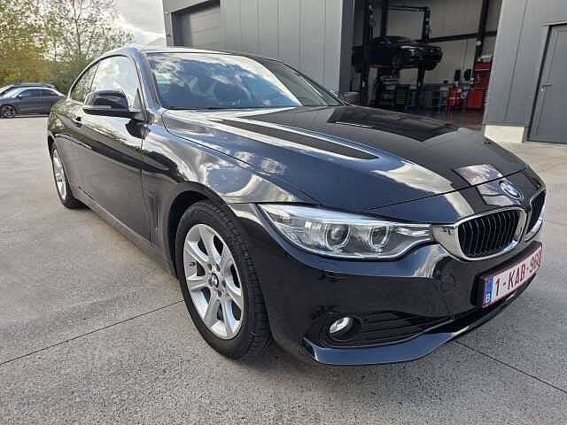 BMW 420 Coupé 420i, Auto's, 4 zetels, https://public.car-pass.be/vhr/1456102d-fbde-4bf3-9adc-13a2fa1cf09b, 4 Reeks, Handgeschakeld