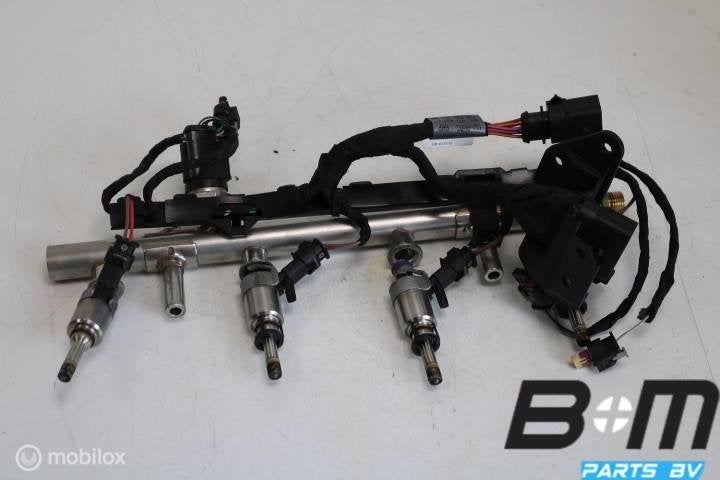 Brandstofrail met verstuivers VW Golf 7 GTI 06K133317G, Auto-onderdelen, Gebruikt