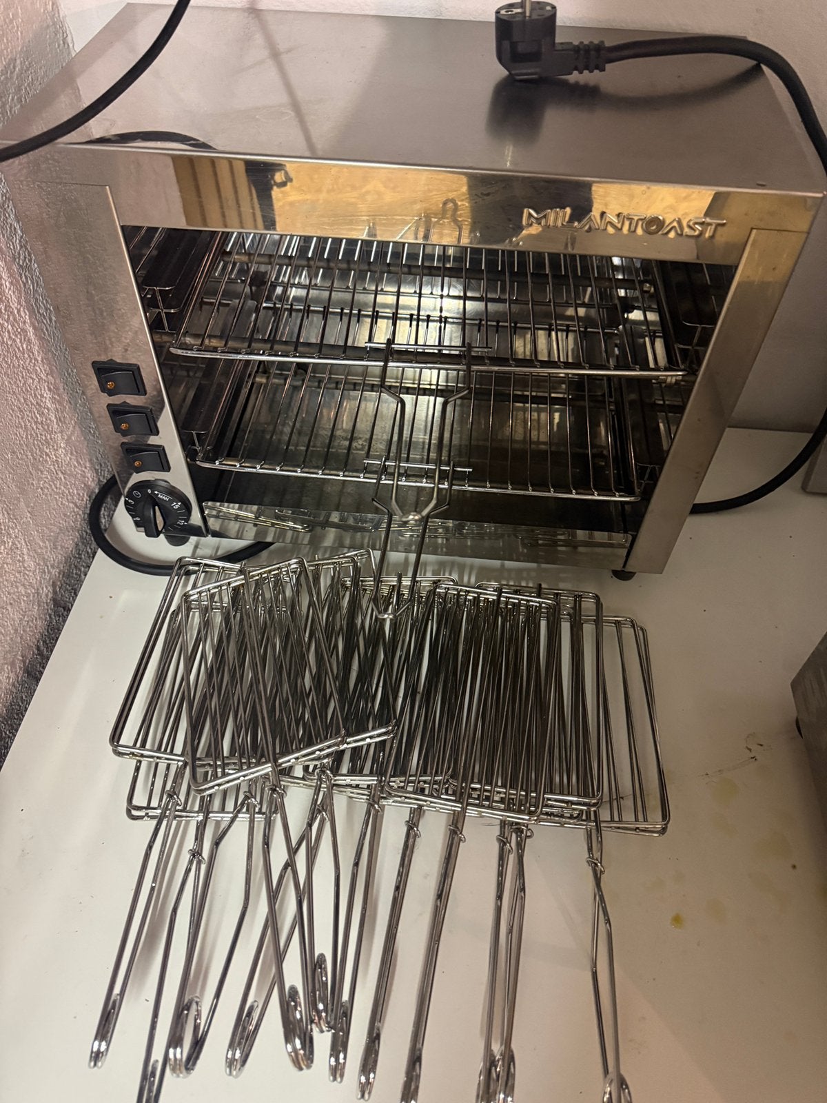 Toastmachine voor croque/toast (nieuwe prijs 350), Elektronische apparatuur, Ophalen, Zo goed als nieuw