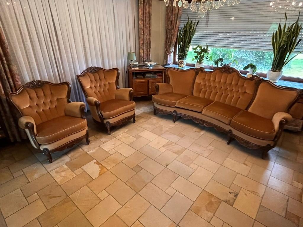 Klassiek salon in massief hout – 3-zit + 2 zetels, Ophalen, Hout
