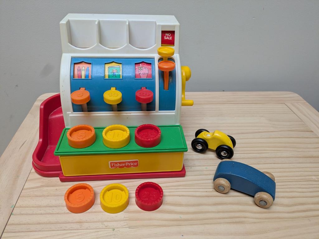 Kassa Fisher-price met 6 munten + 2 auto's in hout, Ophalen