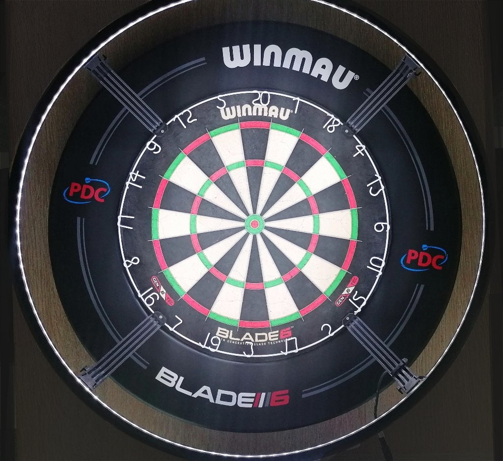 Winmau Blade 6, Surround PDC & Target verlichting., Ophalen, Zo goed als nieuw, Dartbord