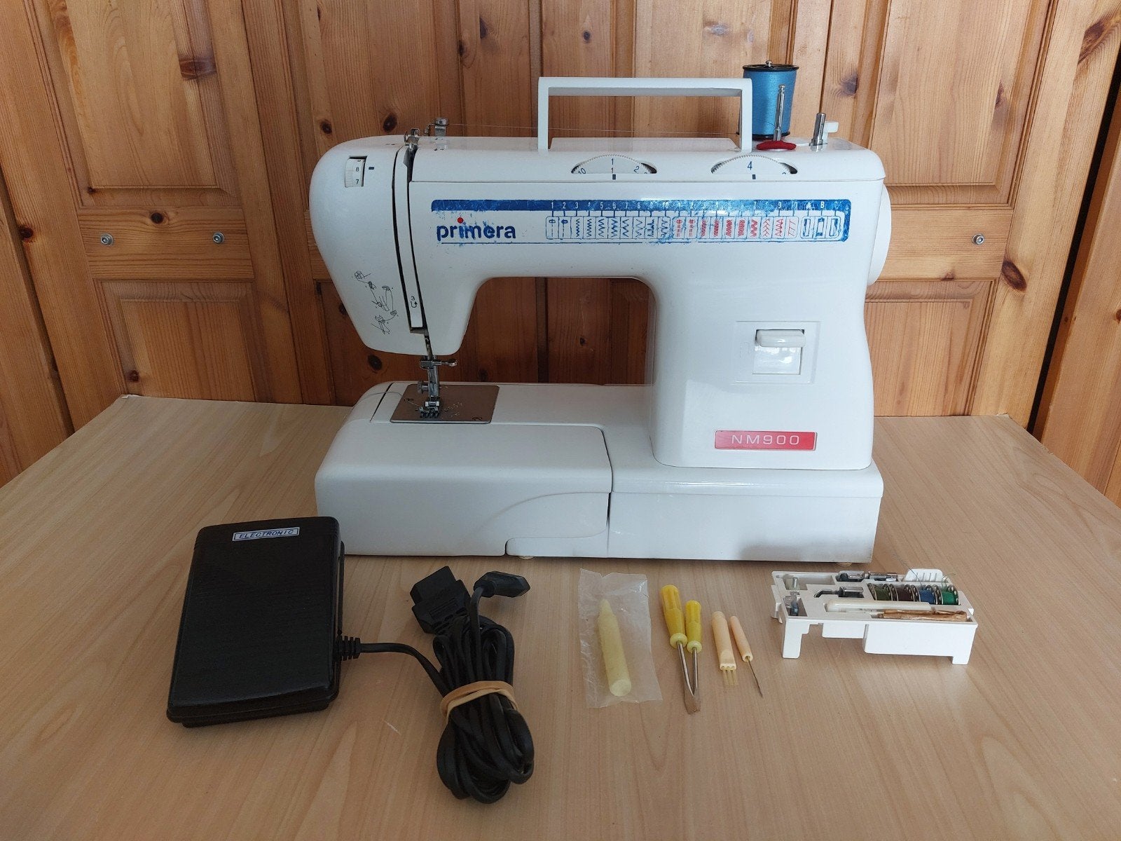 Machine à coudre, Hobby & Loisirs créatifs, Machines à coudre & Accessoires, Machine à coudre