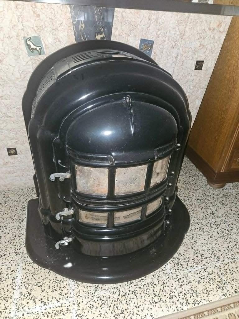 Gietijzeren germaine, houtskoolvuur, Huis en Inrichting, Kachels, Ophalen, Overige brandstoffen, Zo goed als nieuw, Vrijstaand