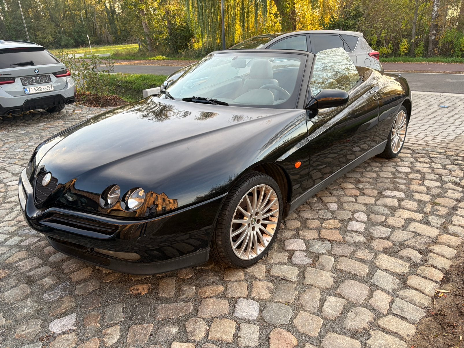 Presque ancêtre  Alfa Romeo spider 916 0488251461, Auto's, Zwart, Cabriolet, Spider, Zwart
