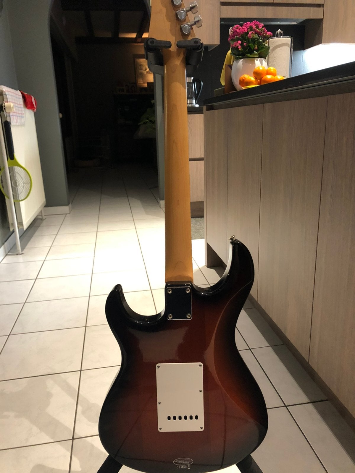 Gitaar Yamaha Pacifica 112v violin sunburst hhs, Musique & Instruments, Instruments à corde | Guitares | Électriques, Enlèvement